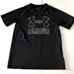 Under Armour  Heat Gear Shirt Boys M Black Quick Dry Short Sleeve Graphic Logo
